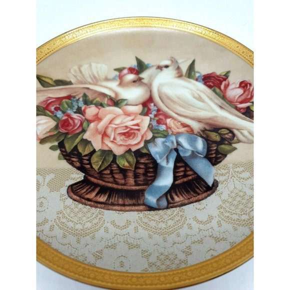 Gloria Vanderbilt Romance in Bloom Heirloom Collection Rose Dove Numbered Lace - Picture 7 of 7